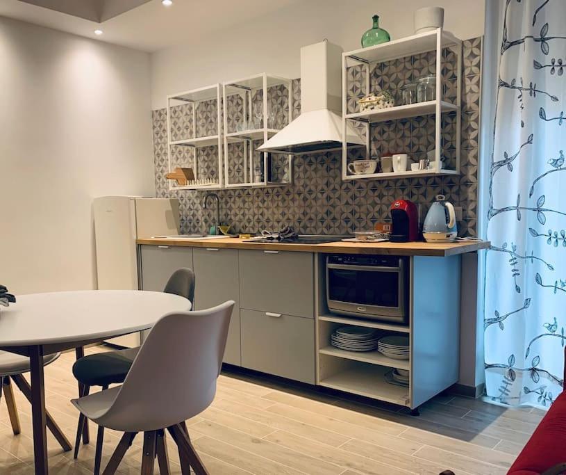 Cozy And Warm Flat In Villanova - Cagliari Esterno foto